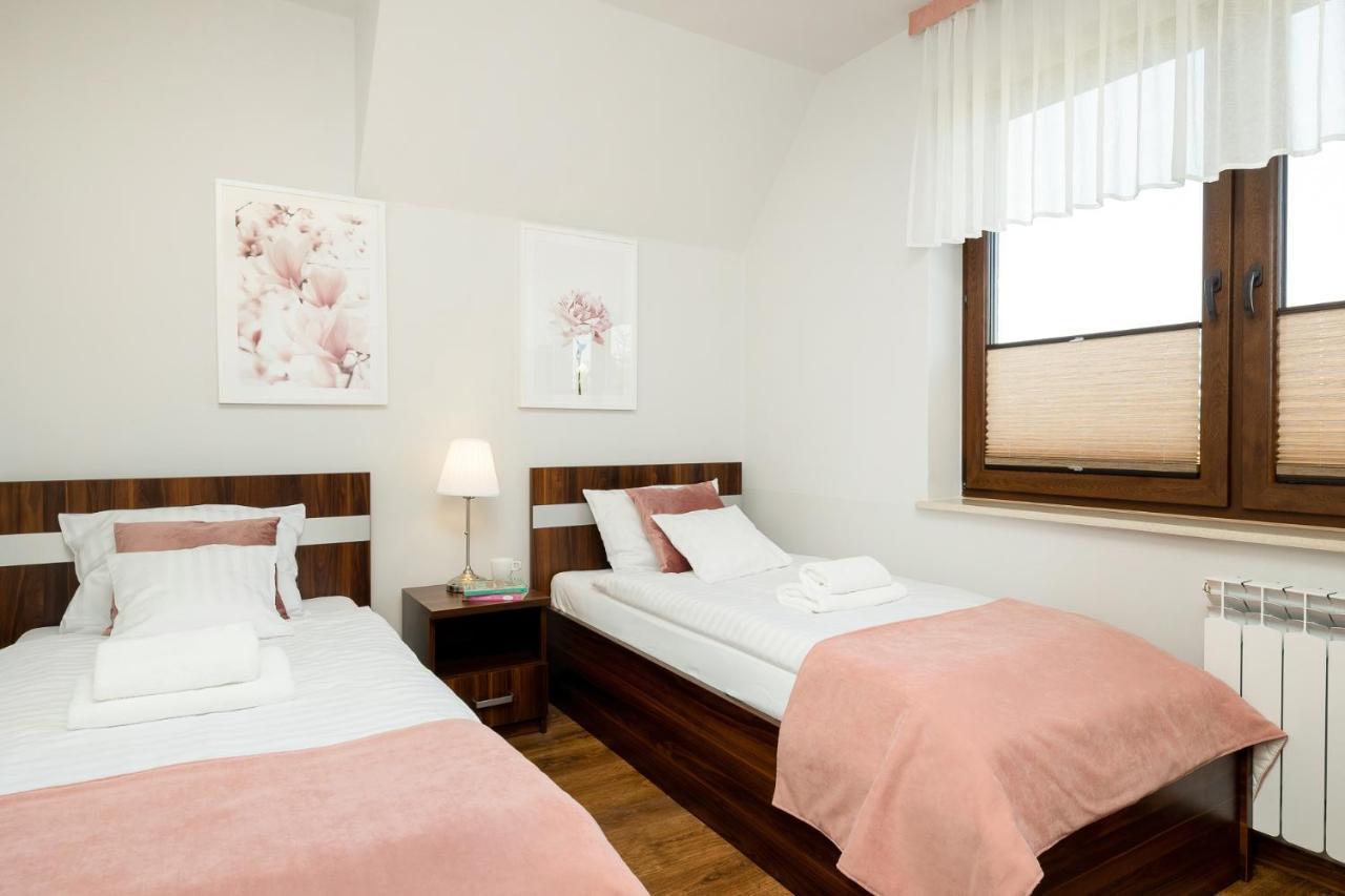 Apartamenty Ewita サルビノボ エクステリア 写真